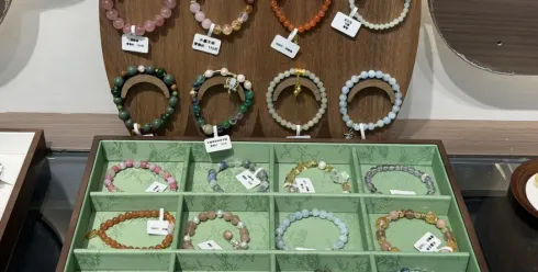 年轻人的“水晶疗愈”，正从义乌悄然走红！