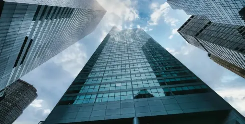 年入4亿，深圳85后五年干出一个IPO