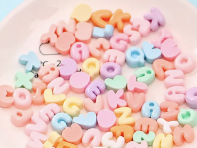 越南DIY装饰配件TikTok热销:本土店单月售3万单,电瓶车改装文化催生个性化消费