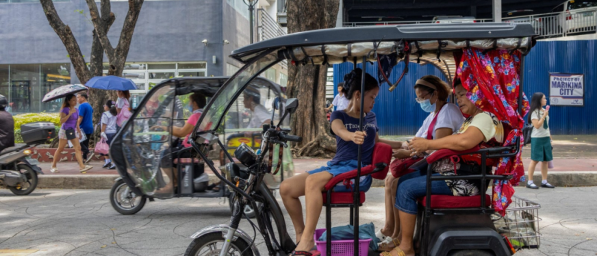 中国“三蹦子”海外爆红：电动三轮车年出口65万辆、55亿美元，东南亚成首要市场