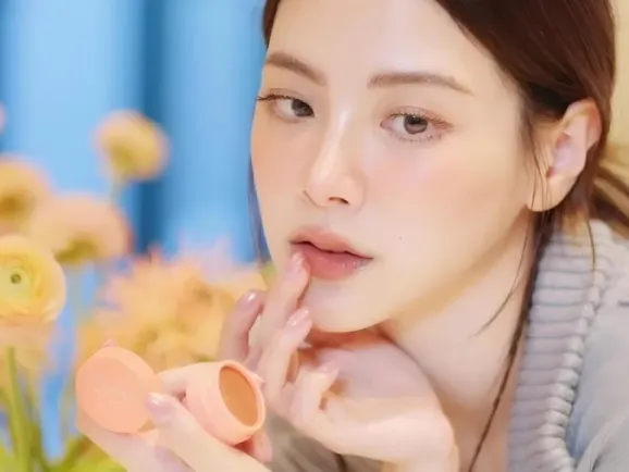 东南亚美妆新蓝海：泰国高端化与平价彩妆并行，Fan Beauty线下两小时售罄的启示