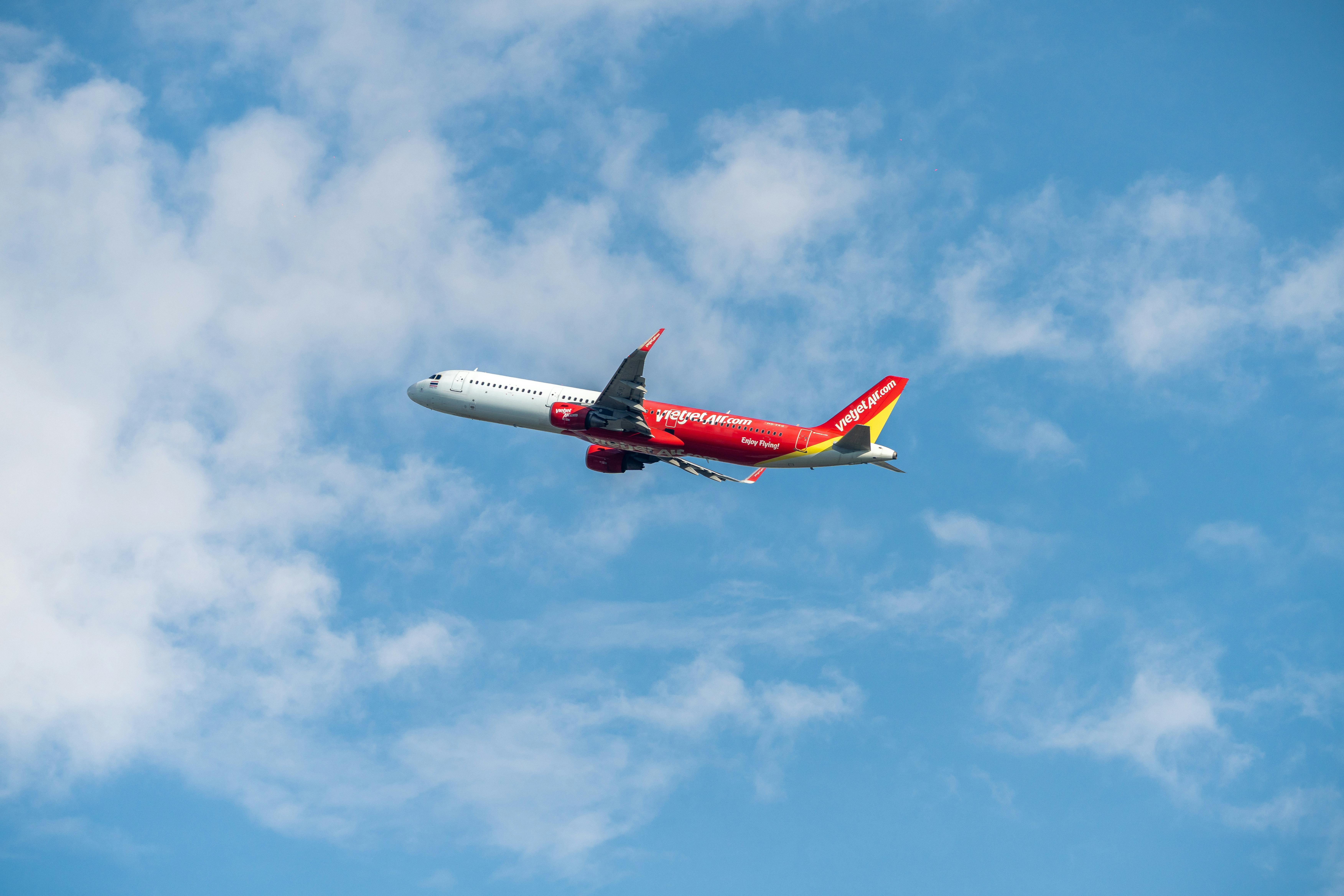 TikTok Shop周榜：印尼iPhone 13领跑，英印消费偏好差异显著​