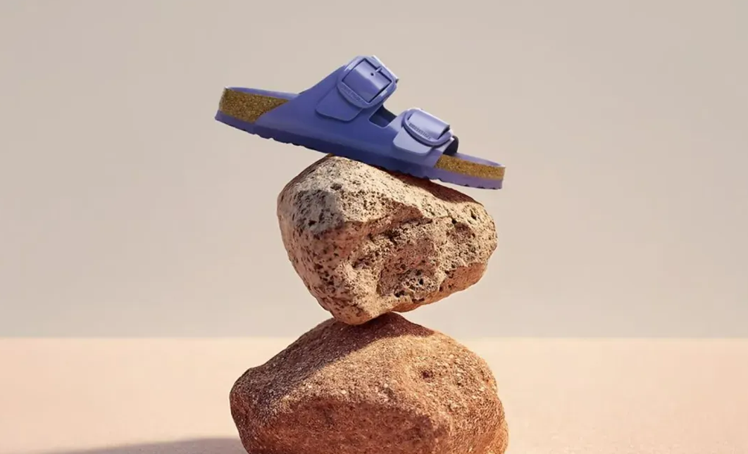 250年老牌逆袭：Birkenstock如何从"丑鞋"变身全球爆款​