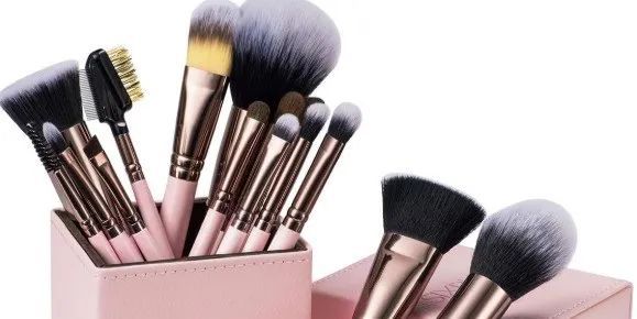 避开红海竞争:两个中国品牌在细分市场的成功突围之路