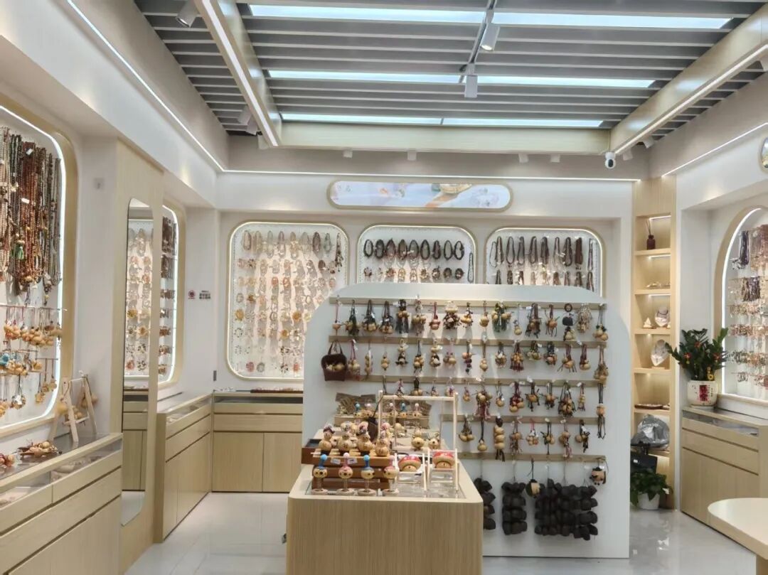 图片 年轻化文玩狂卖10万+,葫芦卖的什么“药”?