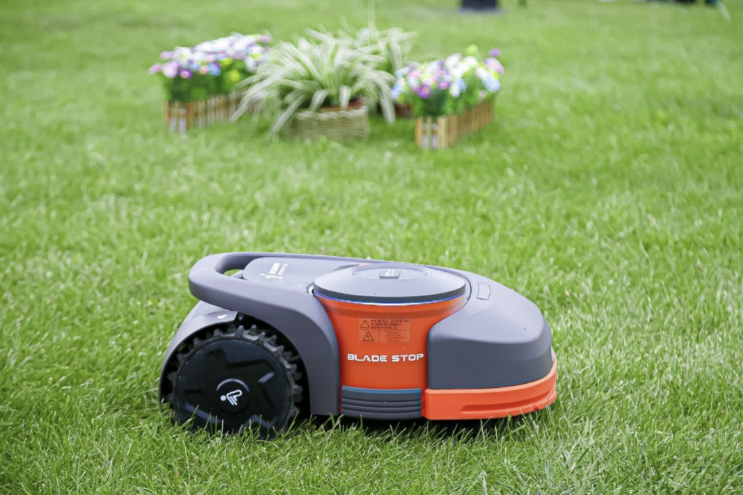 深圳割草机霸榜亚马逊，年销3000万美金