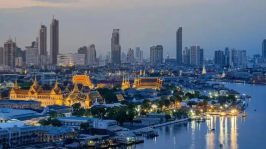 东南亚礼品展选大展位还是专业展？展位这样选+预算优化，ROI翻倍！