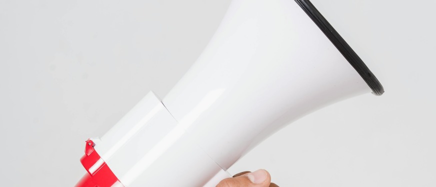 eBay：SpeedPAK劳动节假期服务时间通知