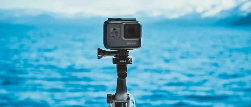 血亏40亿，又一巨头要倒了？