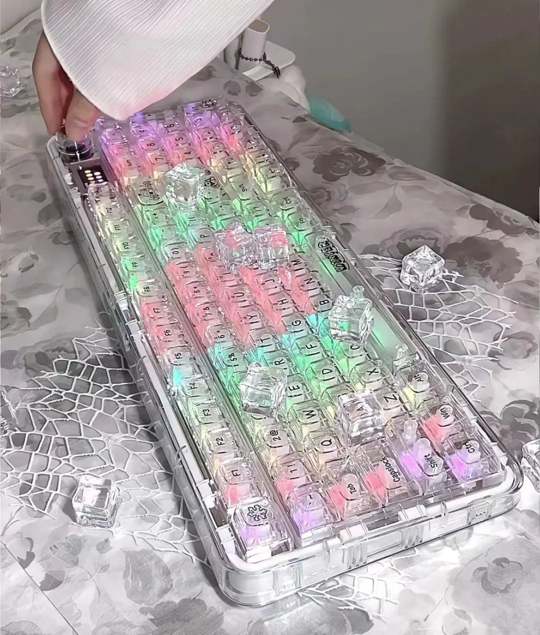 电竞外设出海，风靡东南亚！黑马品牌如何借助TikTok掘金海外？