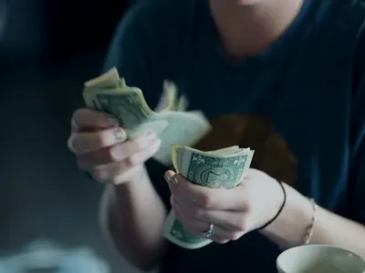 深圳大卖豪掷3.2亿又买下<em>一个</em>品牌，葫芦里卖什么“药”？