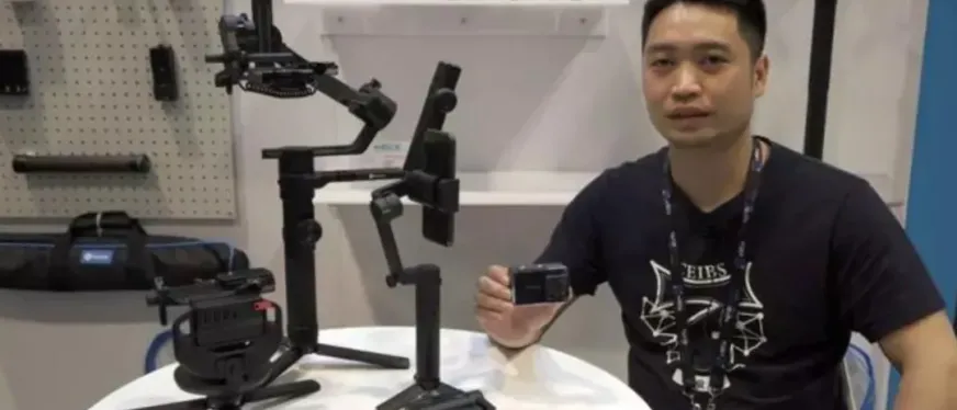 中国手持稳定器品牌全球崛起:飞宇科技年销2.5亿覆盖120国,智云亚马逊份额占60%