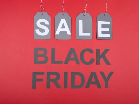 今年黑五的钱都被谁赚走了？
