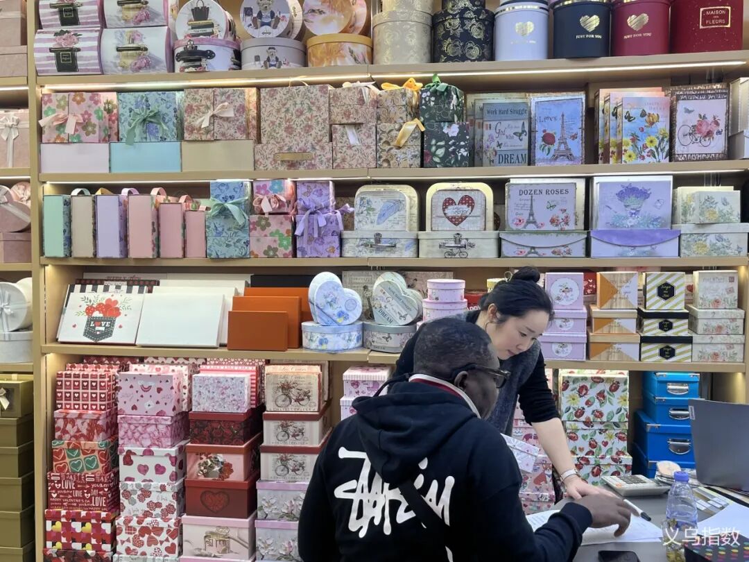 “拆”出来的百亿赛道：“仪式感经济”下的礼品包装行业分析