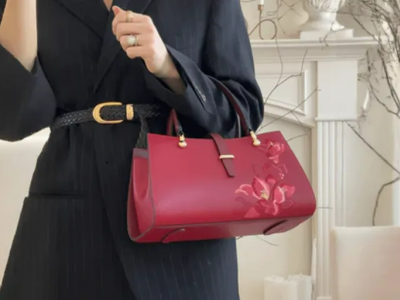 留学生女孩把中国刺绣做成轻奢包包，价格直接翻10倍！