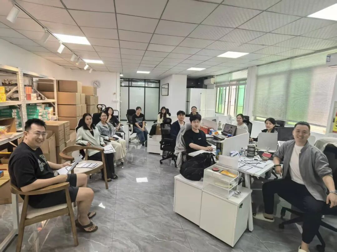 图片 我在小城市,一个人做电商,半年挣300万