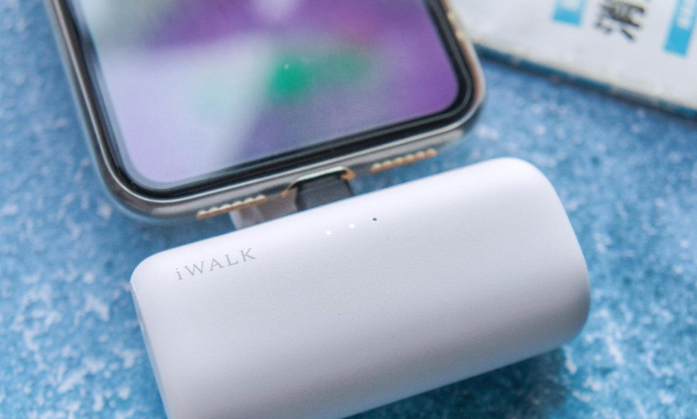 图片 跨境 3C 新顶流!TikTok 美区胶囊充电宝引爆户外消费市场!