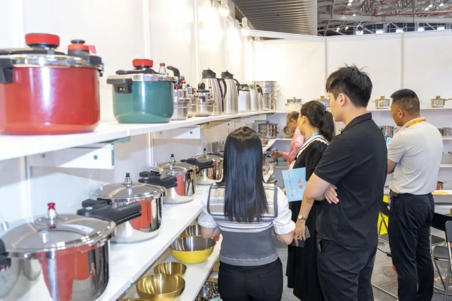 高层会见释放重磅经贸信号 — 中越贸易持续走高,家居礼品企业抢滩越南蓝海市场