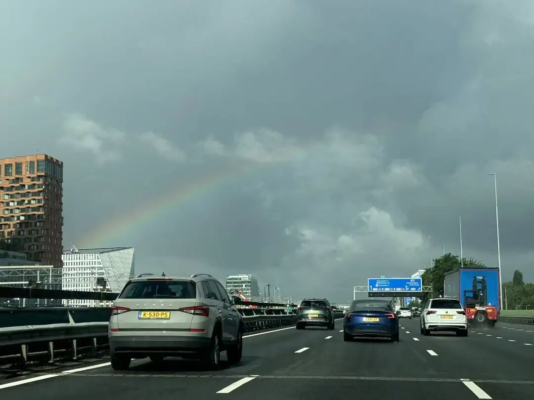 图片 从刚果到迪拜:中国企业出海潮下的外派青年生存图鉴