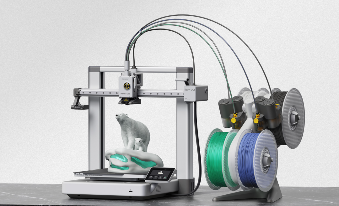 千元级单品横扫东南亚，5位大疆工程师“打印”一个百亿帝国