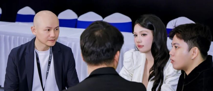 开年第一爆!第六届CHWE跨境电商展首日近8万人涌入!