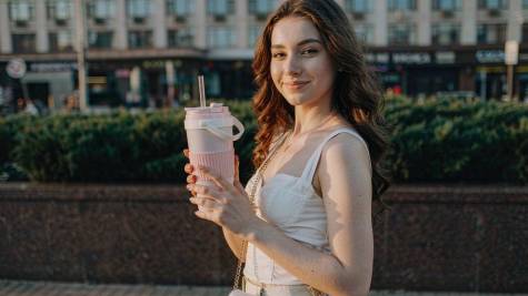 深圳品牌Meoky以保温杯征服欧美女性：TikTok年销超两百万只跻身类目头部