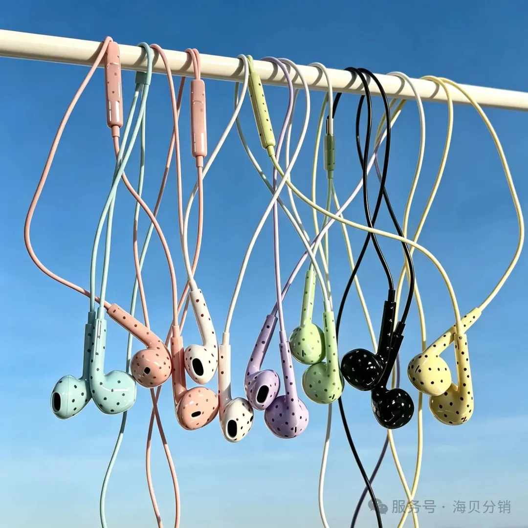 TikTok 爆款波点耳机:3C 配件选品,审美正在成为新增竞争力