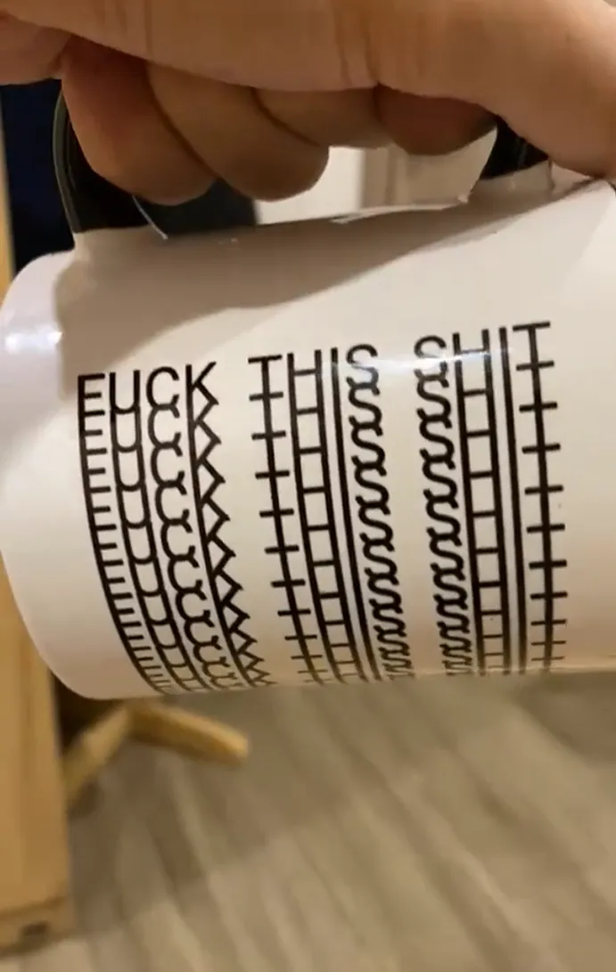 90后小伙出海卖水晶扫帚，一个月爆卖1.5万单