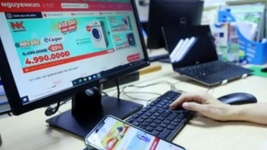 越南电商市场洗牌：Shopee 与 TikTok Shop 垄断 97% 份额，双寡头格局形成