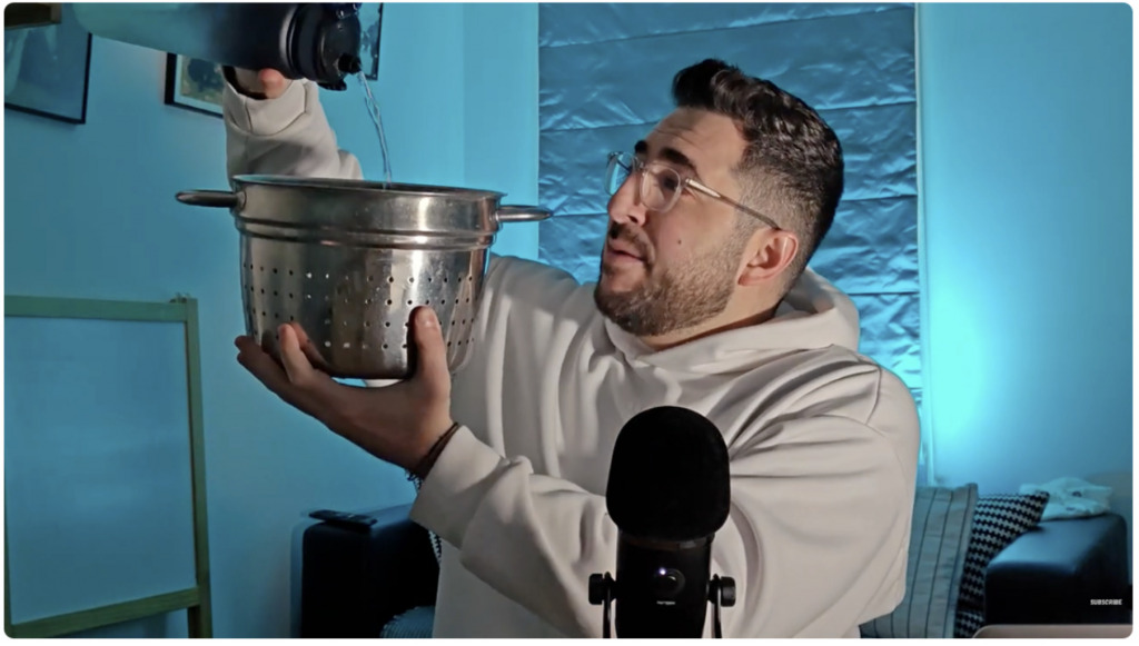 利用人工智能逆向工程分析YouTube的增长模式