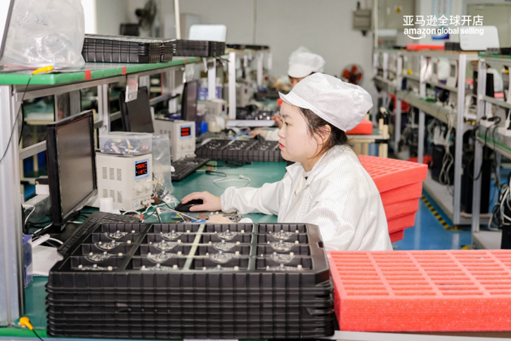 东莞小厂杀入亚马逊，一路逆袭类目Top20