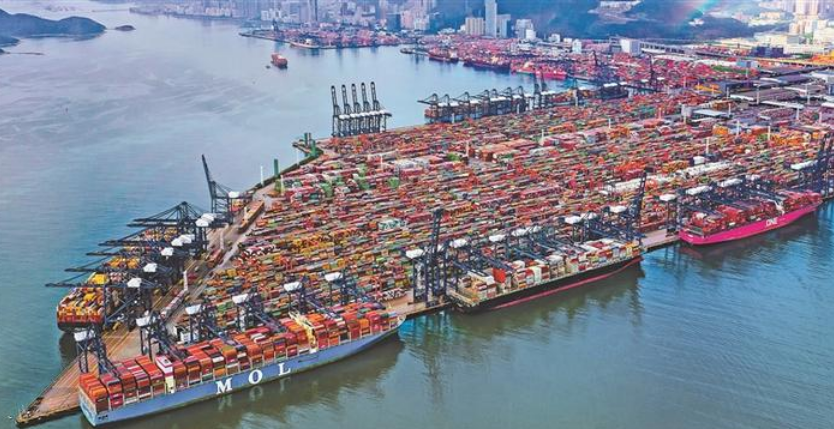 泰国上半年对自贸伙伴贸易大涨 21.8%，贸易突破 2400 亿美元，