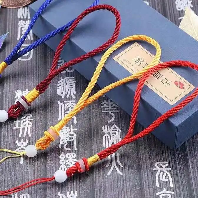 Shopee 爆款选品趋势：奥特曼口罩、定制绒布胸章等周销火爆