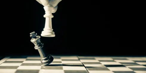 一天蒸发50亿，深圳两大巨头反目