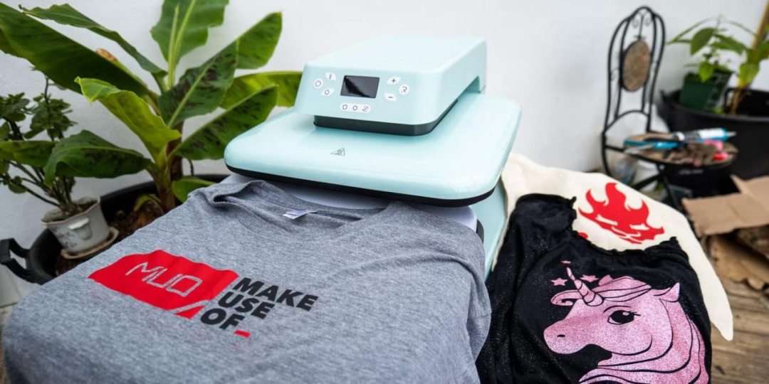 这个热压机独立站厉害了!营收上亿,成DIY家用工具头部品牌 - 知乎 从Nike门店到家庭DIY,家用热压机的出海生意才刚开始