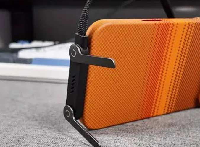 跨境选品爆款推荐：带支架充电线，月销 400 万 + 的 3C 蓝海神器