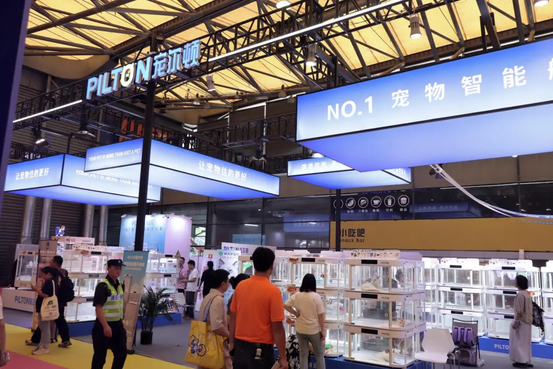 智能宠物舱市场爆发：2025年亚宠展新品盘点与技术趋势​