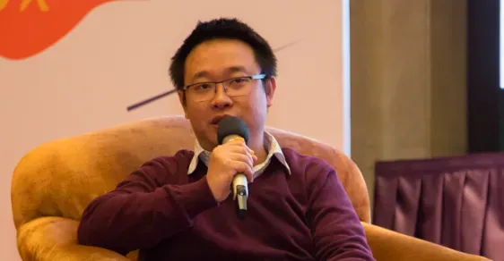 被腾讯、阿里看中的85后大卖,要IPO敲钟了