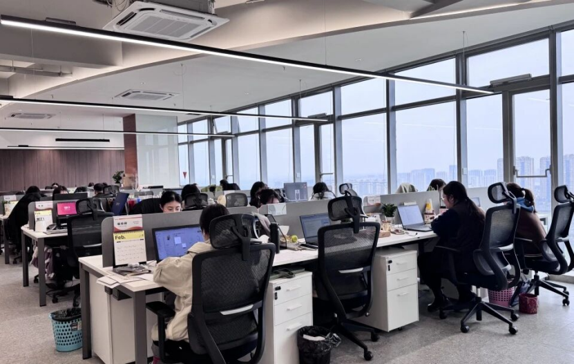 走进斯通布里